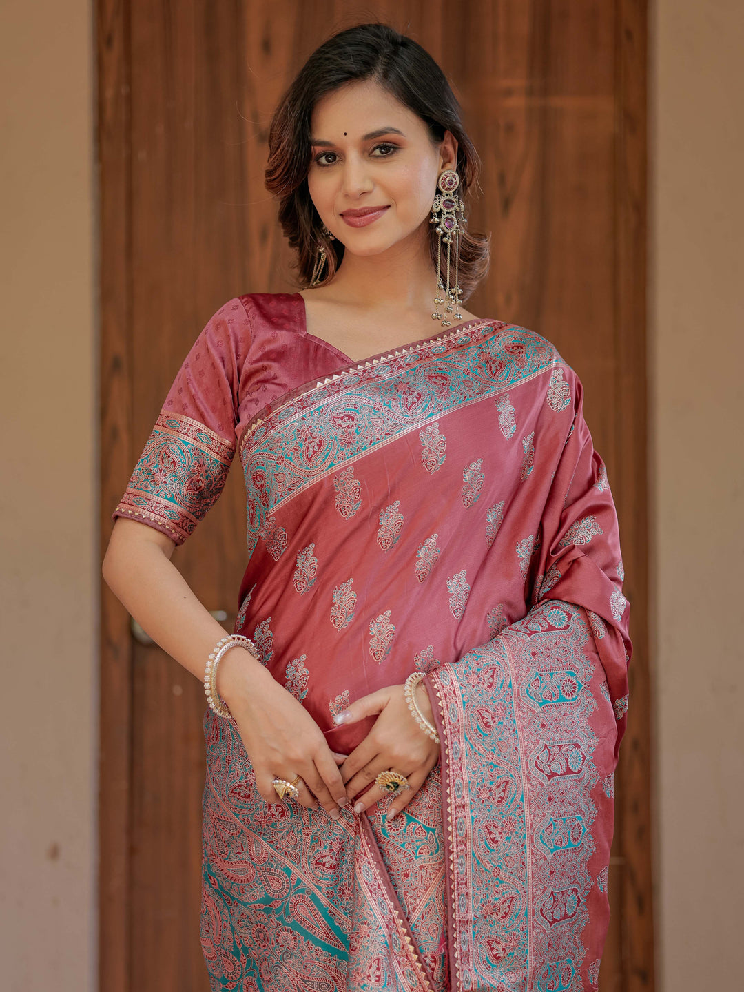 Dusty Rose Pink Banarasi Silk Saree with Intricate Paisley Zari Weaving & Tassel Detailing