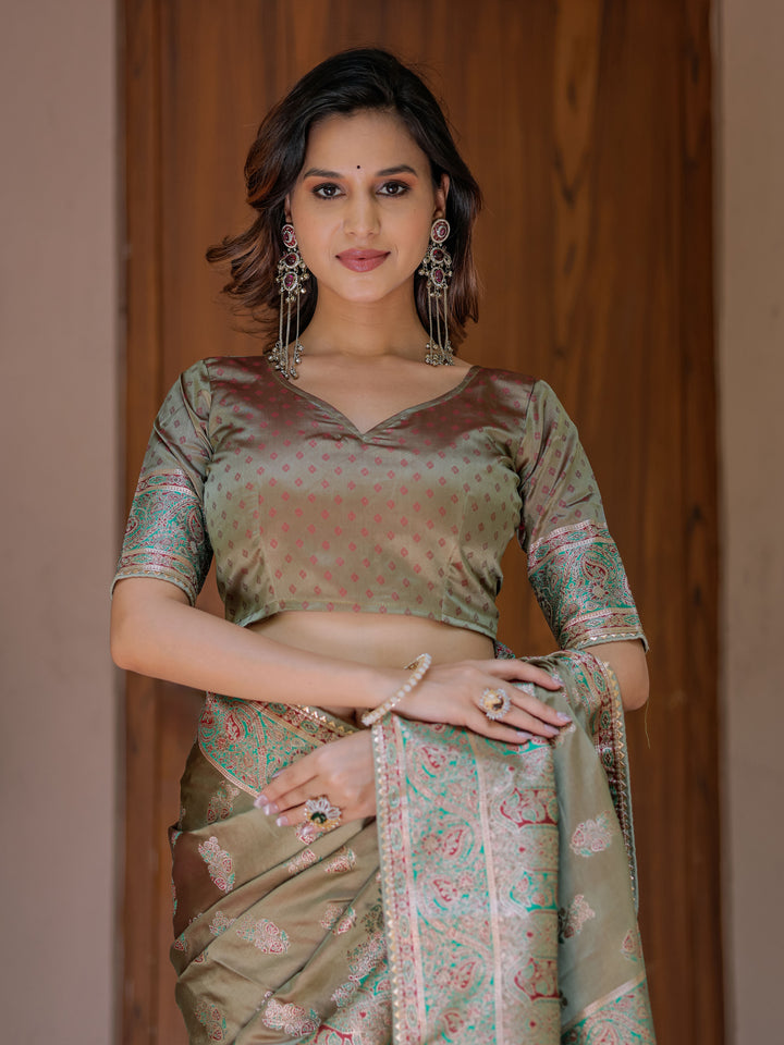Elegant Olive Gold Banarasi Silk Saree with Intricate Paisley Zari Weaving & Tassel Detailing