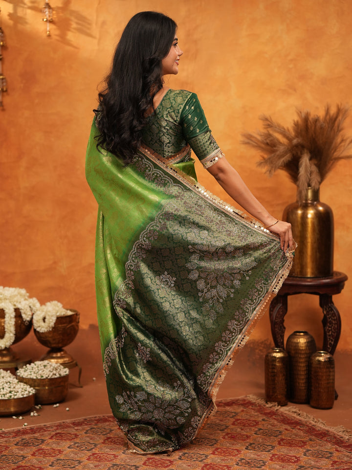 Emerald Green Banarasi Silk Saree with Intricate Zari Border & Rich Woven Pallu | Designer Festive & Wedding Wear Saree