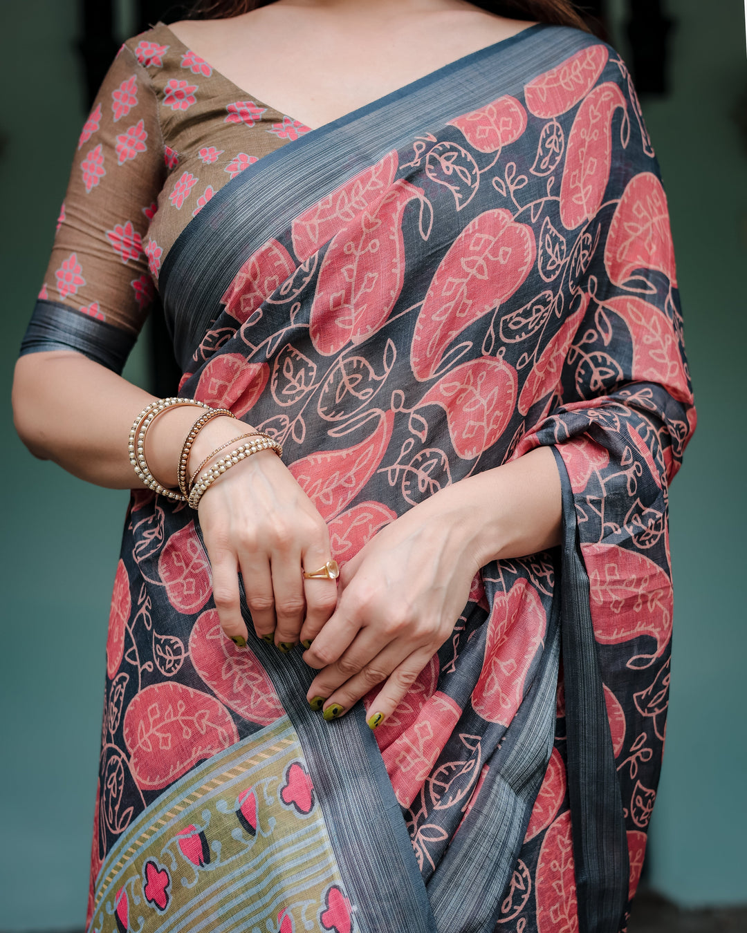 Charcoal Black Pure Cotton Linen Saree with Leafy Paisley Print Blouse and Tassel Detailing LINEN H 111120