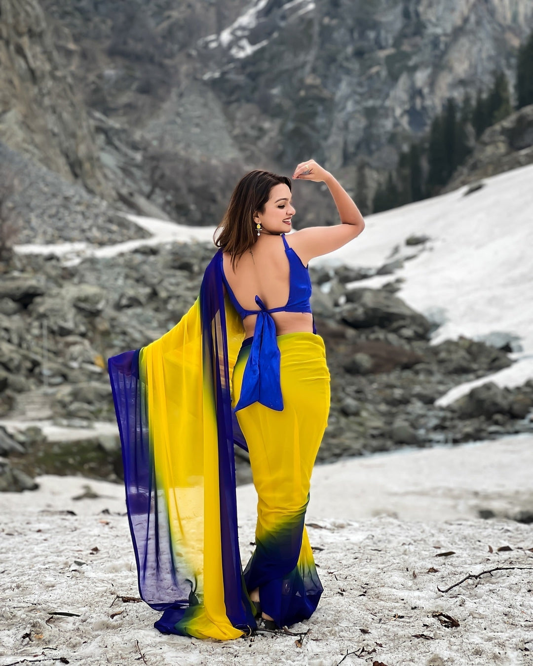 Dual-Tone Yellow Blue Georgette Printed Saree for Daily & Festive Look