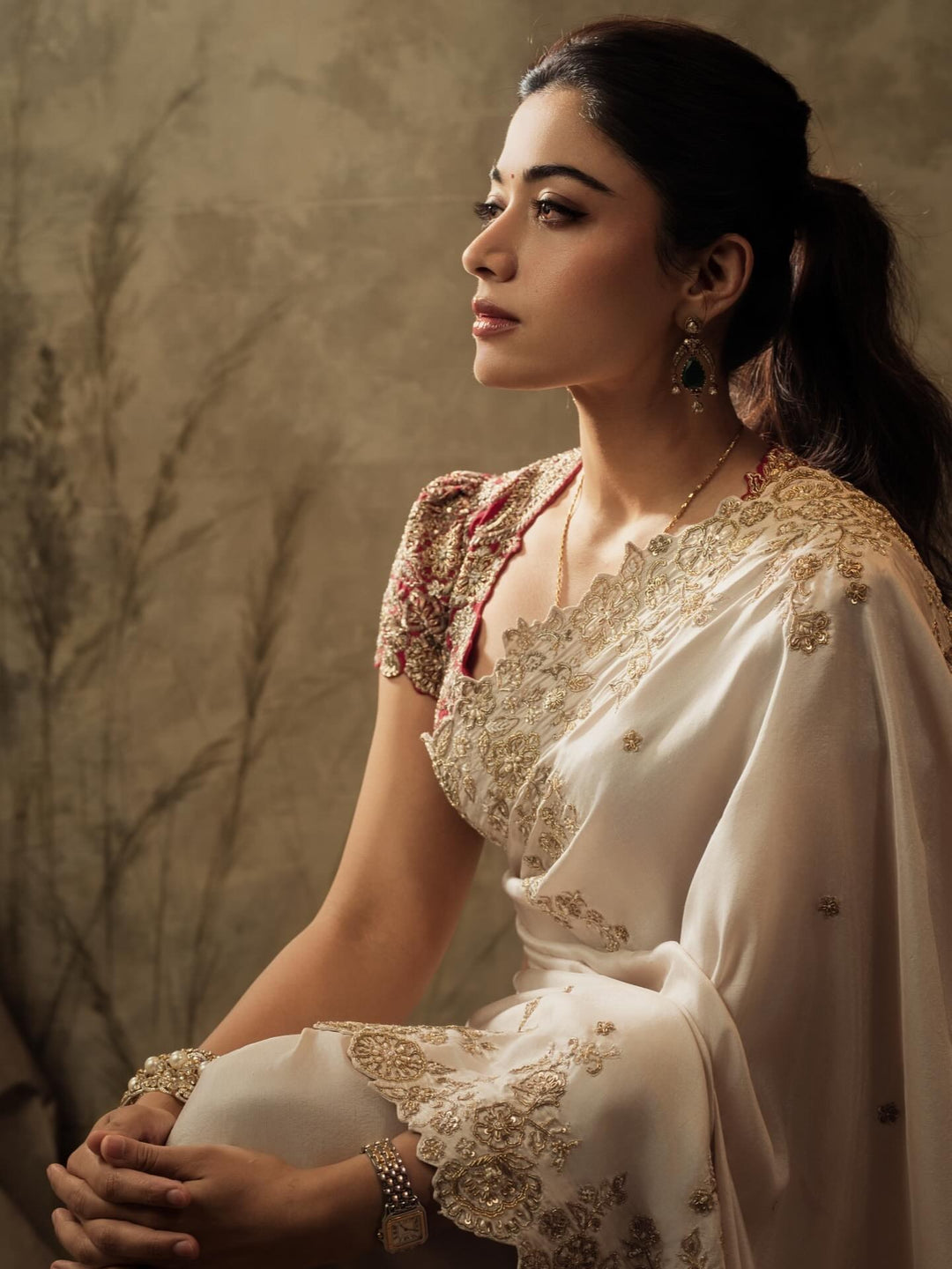 Ivory White Pure Silk Saree with Heavy Zari Embroidery & Designer Contrast Blouse | Luxury Wedding Wear Saree