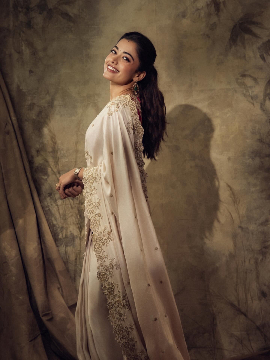 Ivory White Pure Silk Saree with Heavy Zari Embroidery & Designer Contrast Blouse | Luxury Wedding Wear Saree