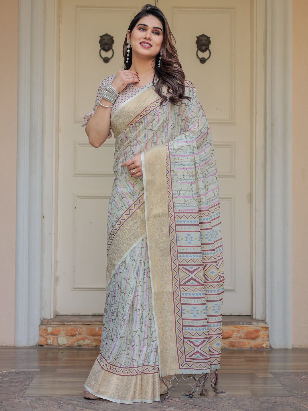 Pastel Grey Geometric Printed Handloom Cotton Saree with Woven Zari Border & Ethnic Pallu