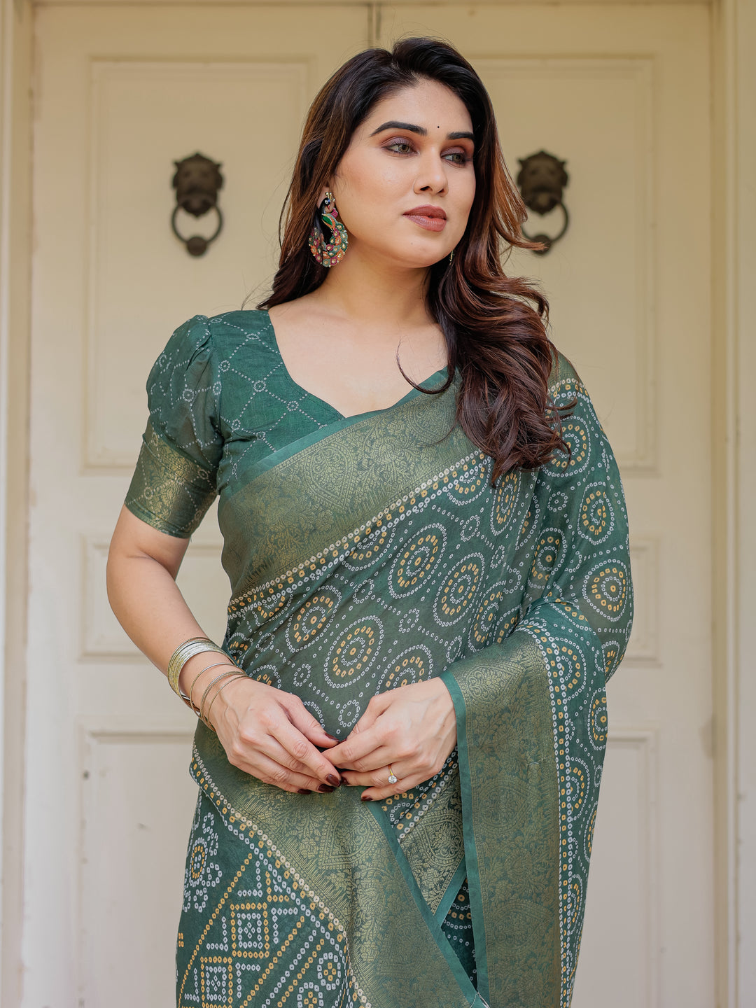 Bottle Green Handloom Cotton Bandhani Inspired Printed Saree with Zari Border & Tassels – Traditional Ethnic Wear
