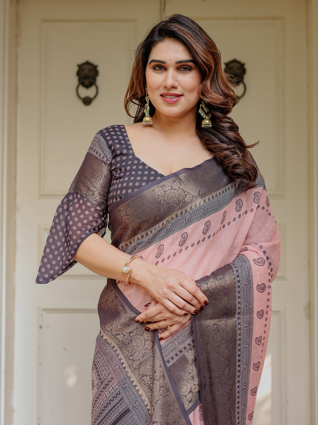 Blush Pink & Charcoal Grey Traditional Woven Saree with Antique Zari Border & Tassels – Elegant Festive Ethnic Wear