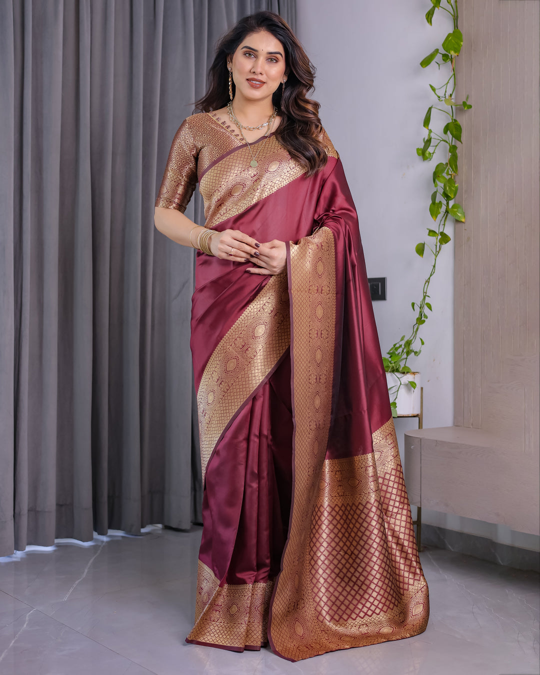 Maroon Pure Kanjivaram Silk Saree with Intricate Golden Zari Weaving & Contrast Blouse – 5.5m Saree + 0.8m Blouse
