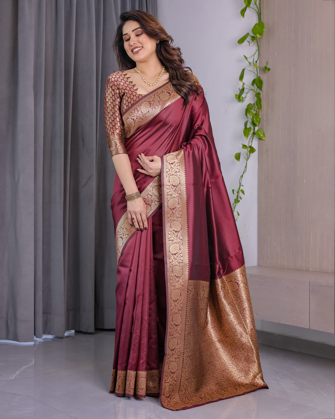 Wine Maroon Pure Kanjivaram Silk Saree with Grand Floral Zari Border & Pallu – 5.5m Saree + 0.8m Blouse Piece