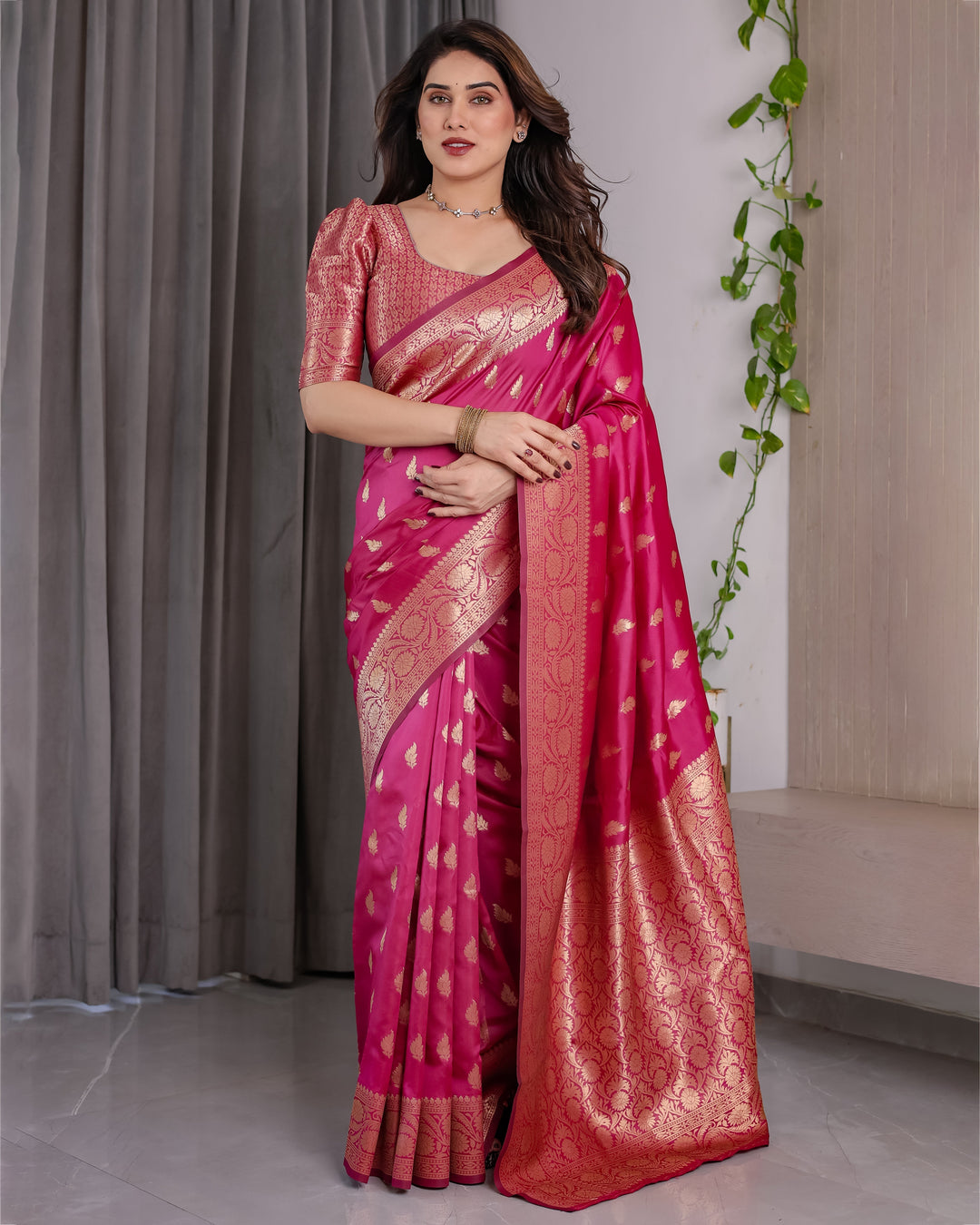 Rani Pink Pure Kanjivaram Silk Saree with Gold Leaf Buttas & Rich Floral Zari Border – 5.5m Saree + 0.8m Blouse Piece