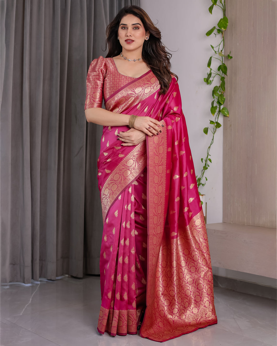 Rani Pink Pure Kanjivaram Silk Saree with Gold Leaf Buttas & Rich Floral Zari Border – 5.5m Saree + 0.8m Blouse Piece