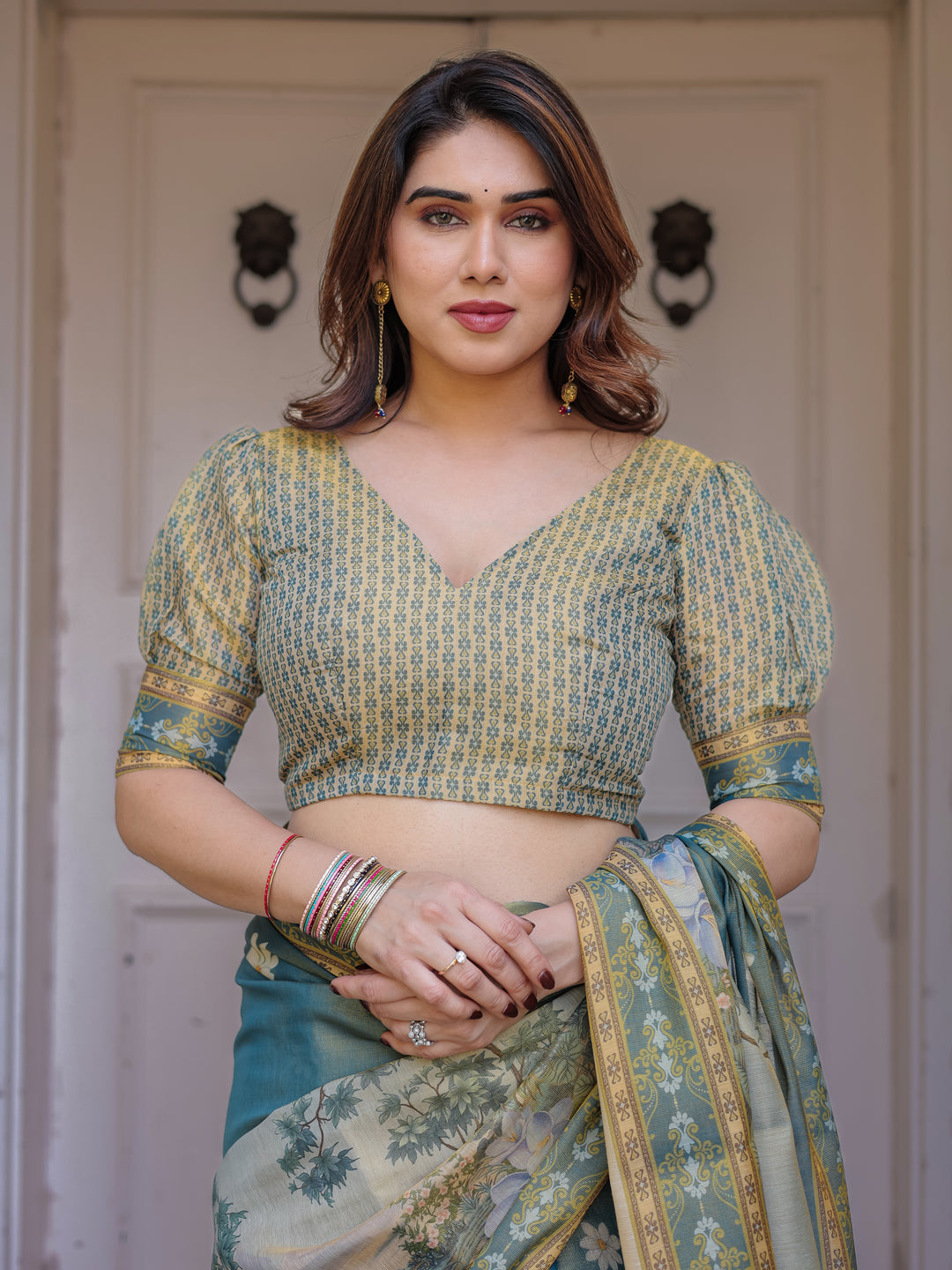 Pastel Sea-Green Scenic Landscape Printed Handloom Cotton Saree with Artistic Pallu & Tassels – Elegant Day Wear