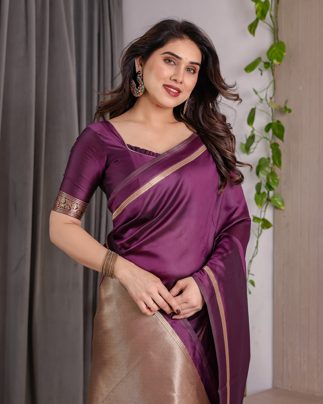 Royal Purple Soft Kanjivaram Silk Saree with Antique Gold Zari Pallu & Blouse | 5.5m Saree + 0.8m Blouse Piece