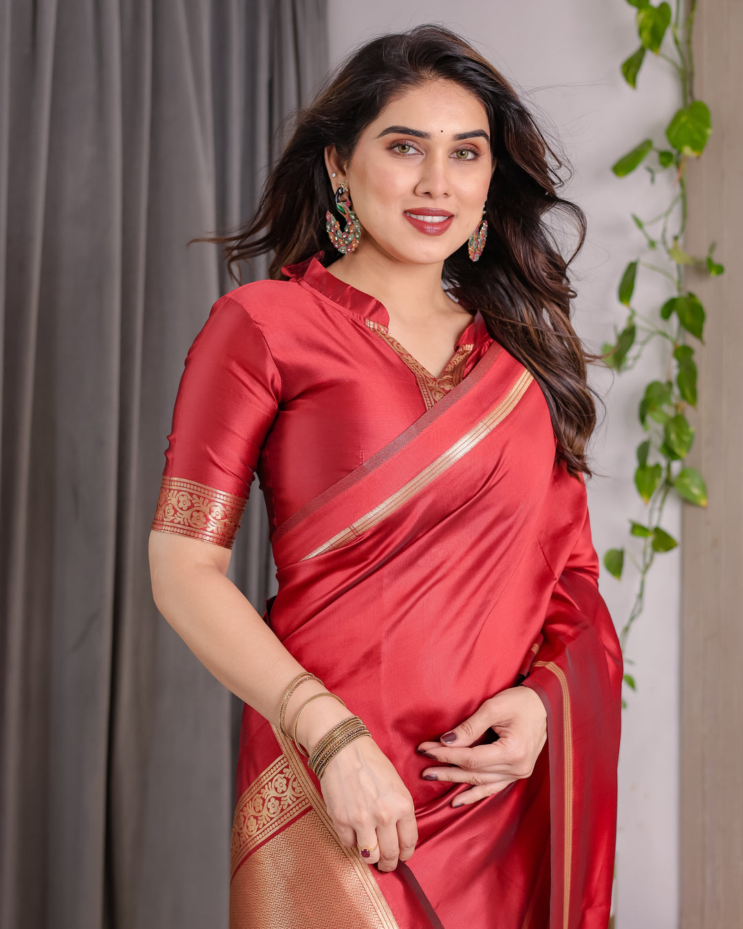 Cherry Red Soft Kanjivaram Silk Saree with Golden Zari Border & Elegant Pallu | 5.5m Saree + 0.8m Blouse Piece