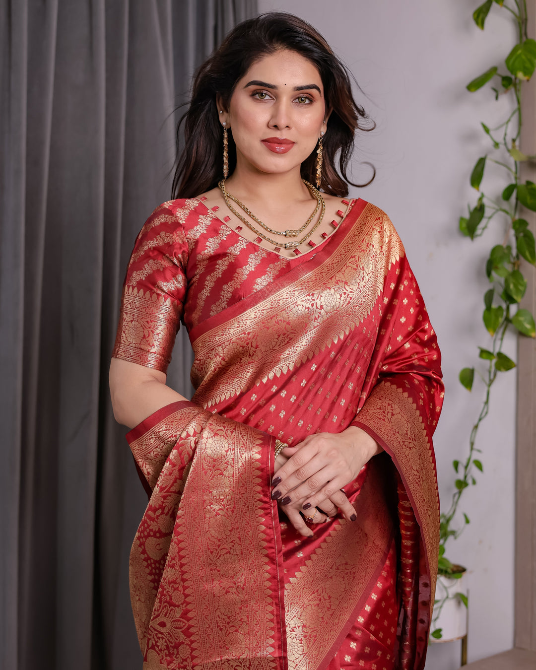 Rust Red Pure Kanjivaram Silk Saree with Golden Zari Buttas & Rich Floral Brocade Pallu | 5.5m Saree + 0.8m Blouse Piece
