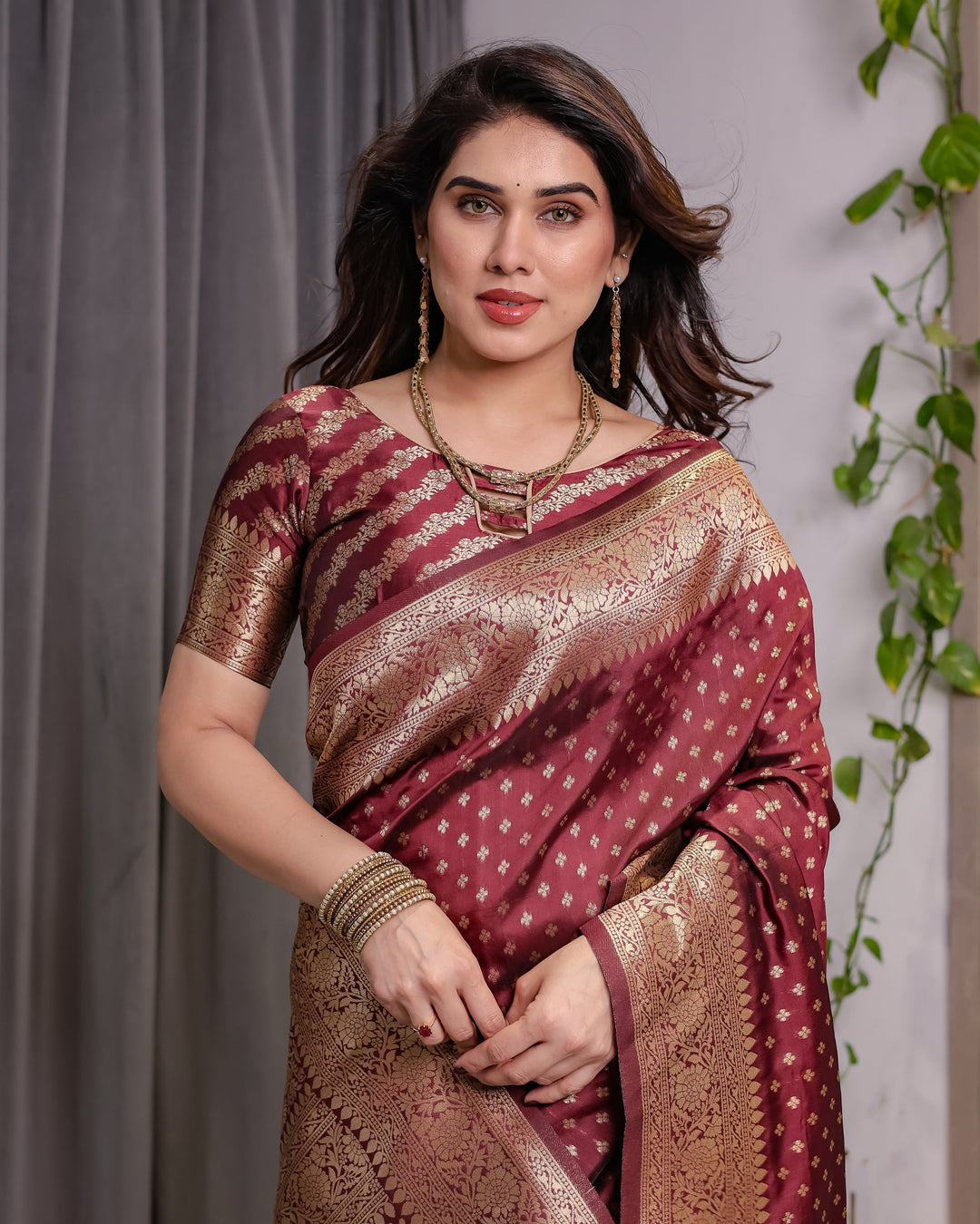 Maroon Pure Kanjivaram Silk Saree with All-Over Zari Buttas & Floral Brocade Pallu | 5.5m Saree + 0.8m Blouse Piece