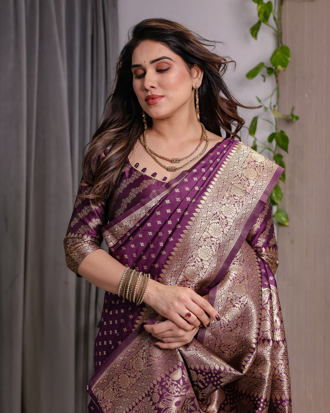 Royal Purple Pure Kanjivaram Silk Saree with Golden Zari Buttas & Rich Brocade Pallu | 5.5m Saree + 0.8m Designer Blouse Piece