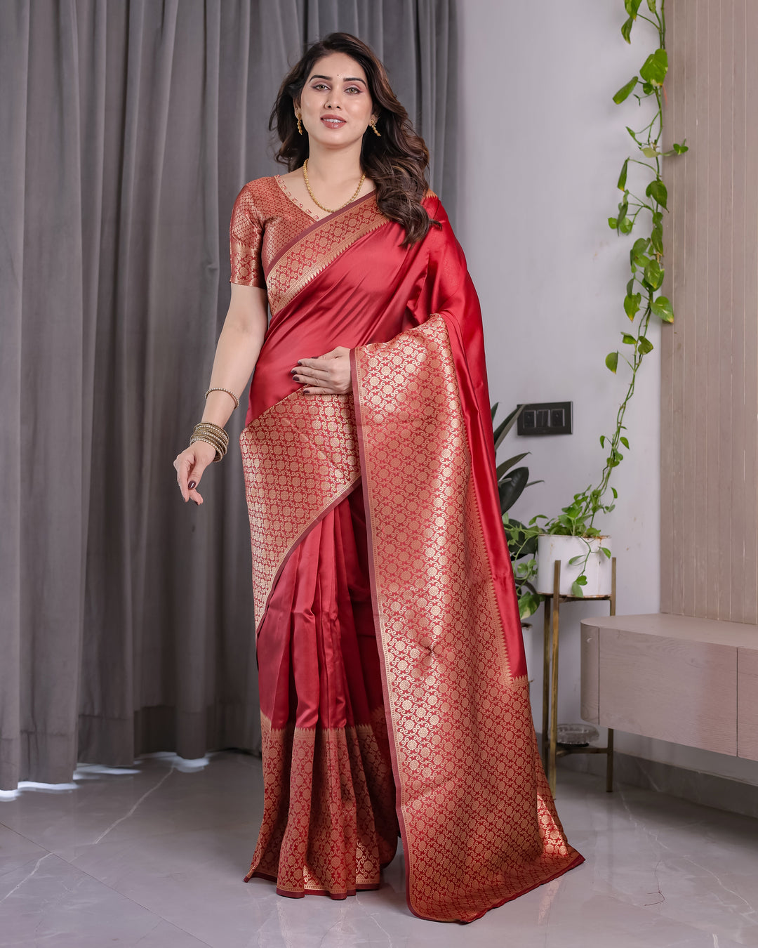 Brick Red Pure Kanjivaram Silk Saree with Golden Jacquard Weaving & Designer Blouse | 5.5m Saree + 0.8m Blouse Piece