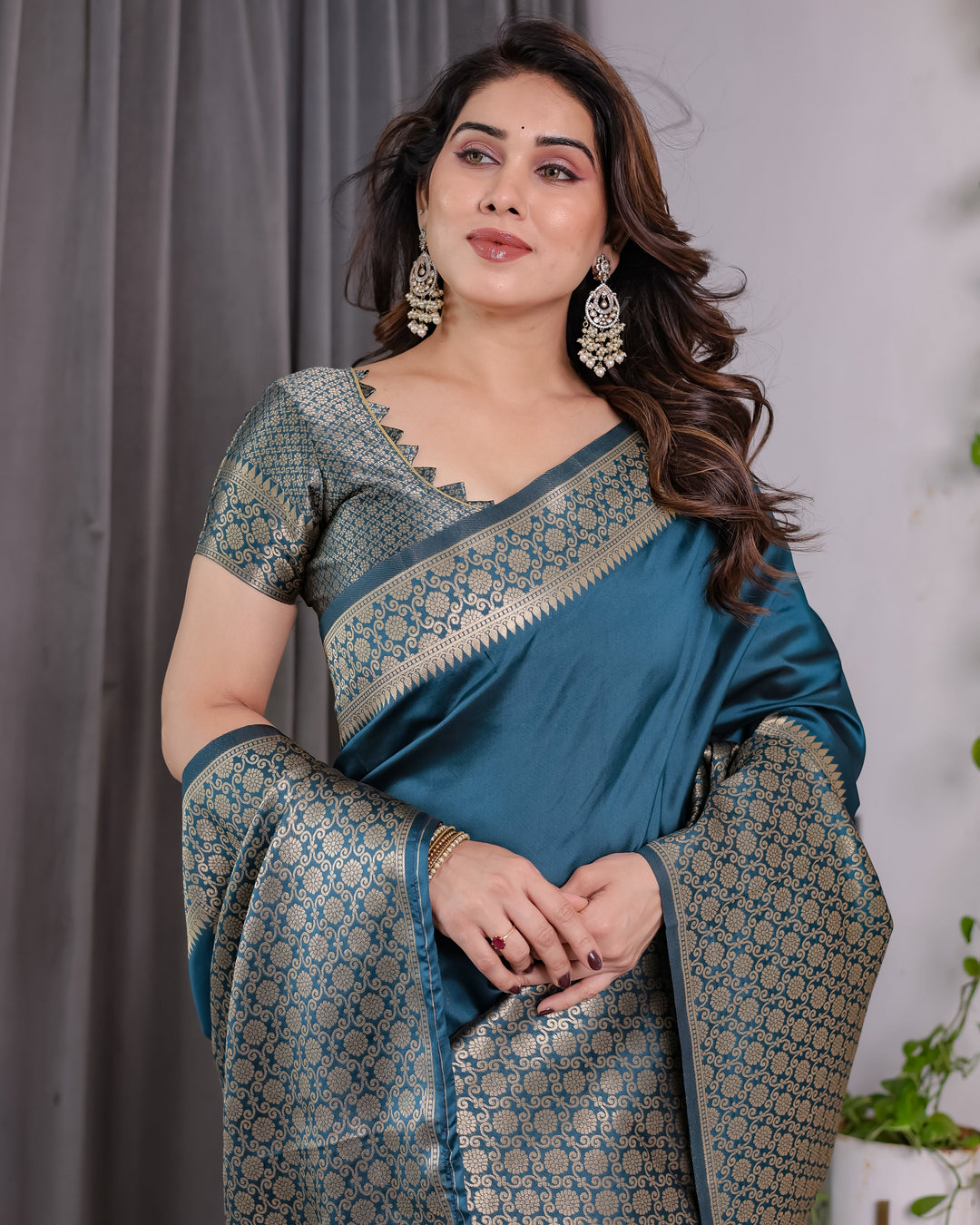 Teal Blue Pure Kanjivaram Silk Saree with Gold Woven Jacquard Border & Designer Blouse | 5.5m Saree + 0.8m Blouse Piece