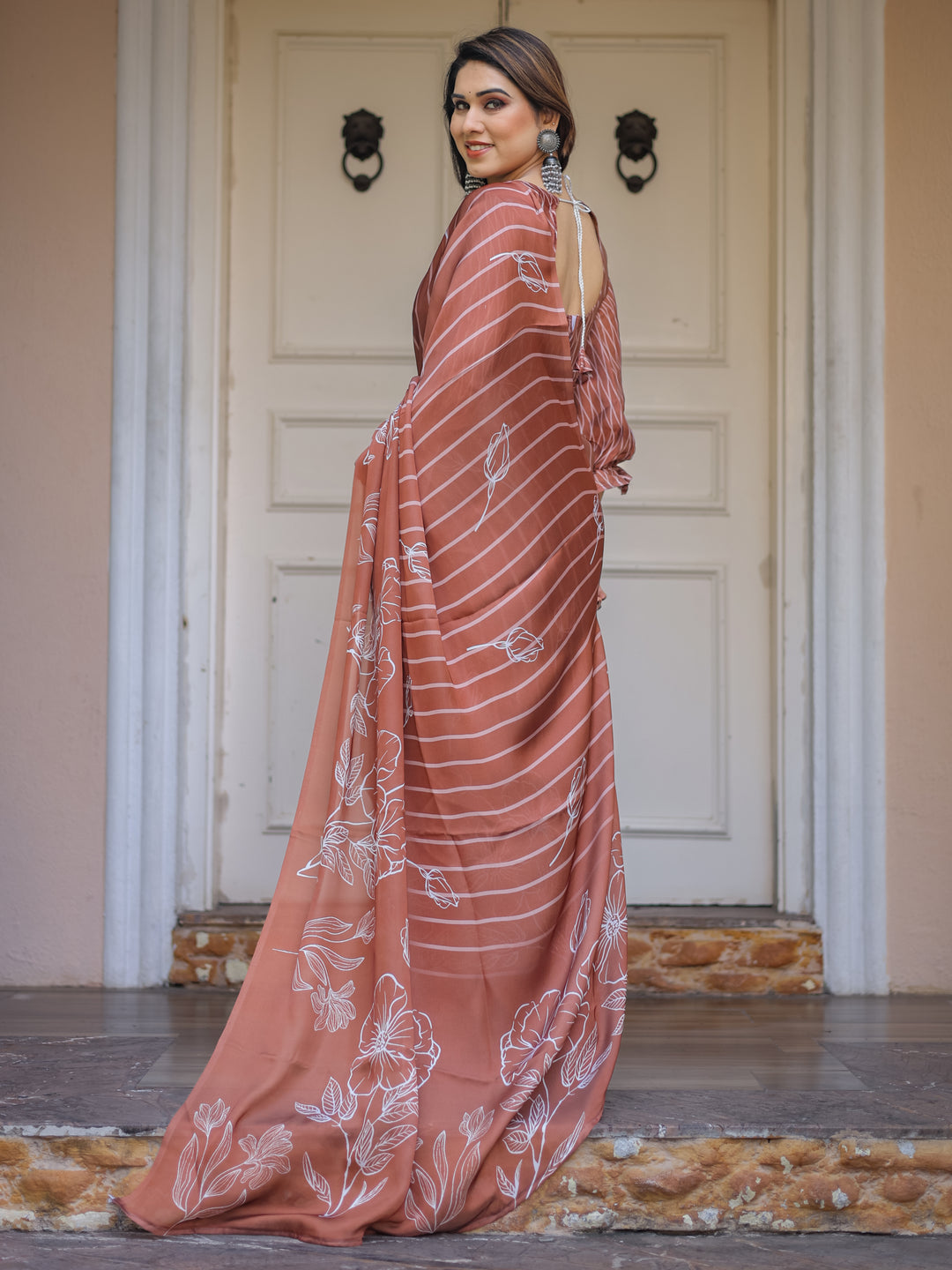 Dusty Lilac & Steel Blue Floral Printed Satin Georgette Saree with Designer Pallu & Blouse – Elegant Party & Occasion Wear