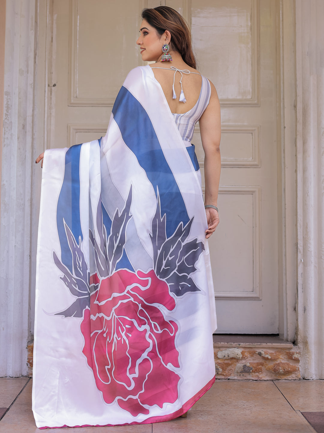 White & Steel Blue Abstract Floral Printed Satin Georgette Saree with Matching Blouse – Modern Party & Evening Wear