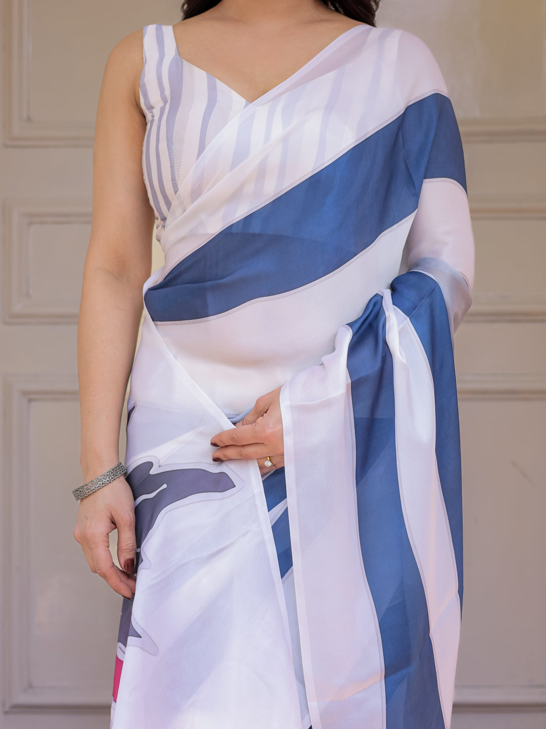 White & Steel Blue Abstract Floral Printed Satin Georgette Saree with Matching Blouse – Modern Party & Evening Wear