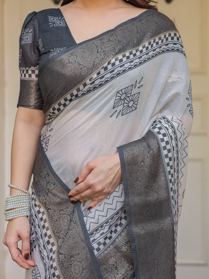 Charcoal Grey Handloom Cotton Printed Saree with Ethnic Geometric Pallu, Woven Border & Tassels – Classic Traditional Wear